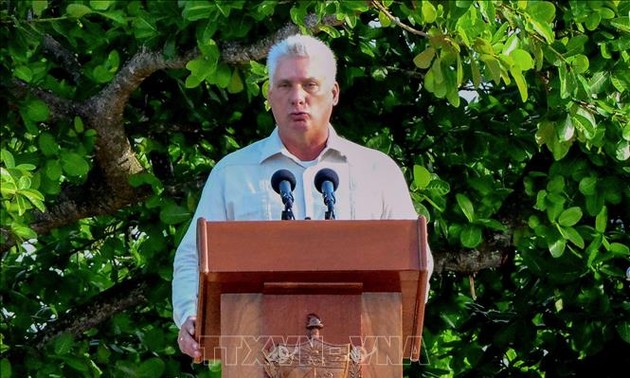 Председатель Госсовета Кубы прибыл в РФ с официальным визитом
