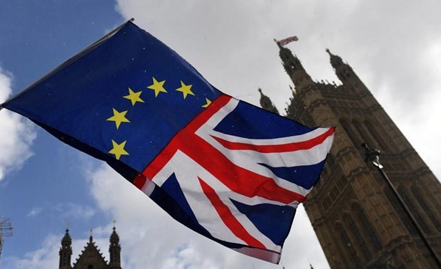 Лондону предоставляют отсрочку по Brexit до 22 мая, но при одном условии