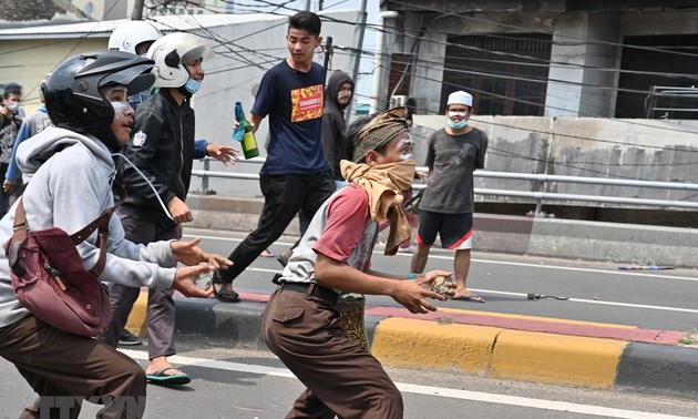 В Индонезии восстановили доступ к социальным сетям