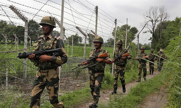 Столкновения на границе Индии и Пакистана привели к человеческим жертвам