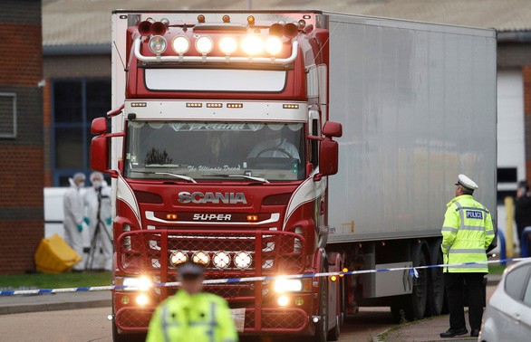 Найденные в грузовике в Великобритании 39 погибших оказались китайцами