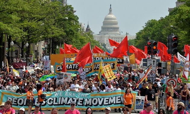 Demontrasi di AS untuk memprotes kebijakan tentang lingkungan dari Presiden AS, Donald Trump