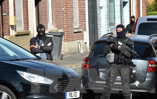 Perancis menuding 3 tersangka yang berintrik melakukan serangan teroris