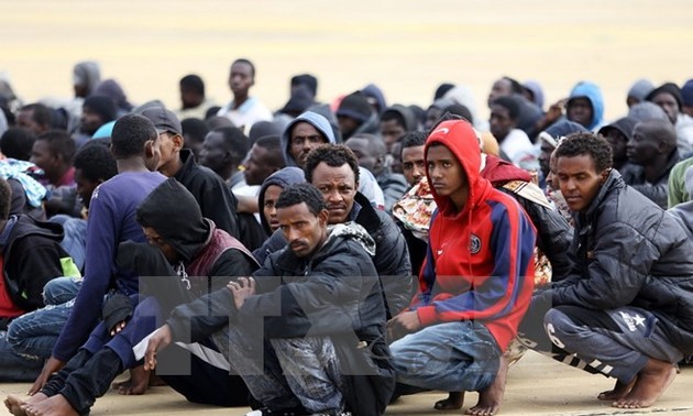 Libia menyelematkan 140 migran ilegal di laut