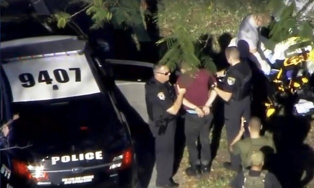 17 orang tewas dalam penembakan di Florida, AS