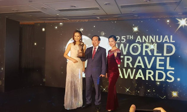 Vietnam menerima hadiah Pariwisata Dunia 2018