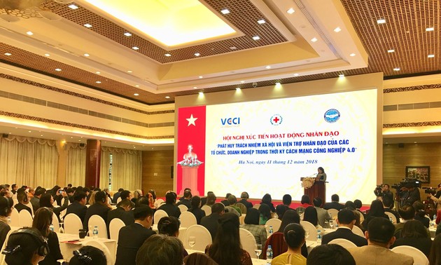 Kepala Departemen Penggerakan Massa Rakyat KS PKV, Truong Thi Mai menghadiri Konferensi percepatan  aktivitas kemanusiaan
