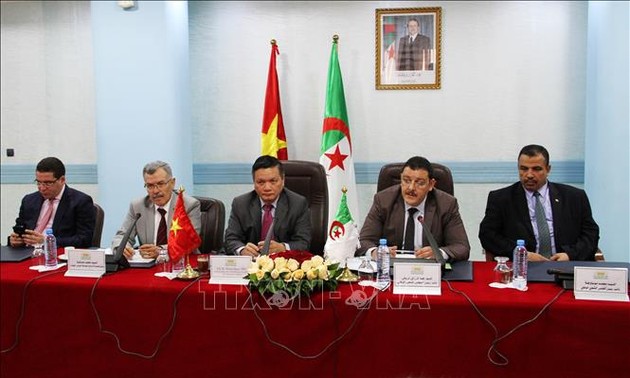 Diluncurkan Kelompok Legislator Persahabatan Aljazair – Vietnam
