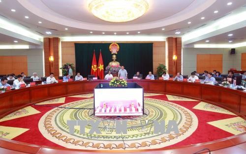 Deputi PM Vietnam, Vuong Dinh Hue melakukan kunjungan kerja di Kota Hai Phong