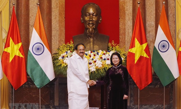 Wapres Vietnam, Dang Thi Ngoc Thinh melakukan pembicaraan dengan Wakil Presiden India, Venkaiah Naidu