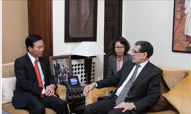 Kepala Departemen Propaganda KS PKV Vo Van Thuong melakukan temu kerja dengan PM dan Ketua Majelis Rendah Maroko