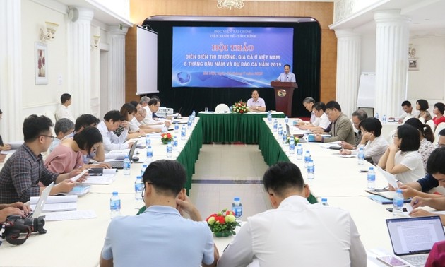 Konferensi promosi investasi dan keuangan Vietnam menyerap perhatian khusus dari para investor asing di London
