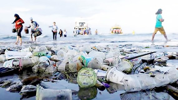 Australia memperluas perang anti-sampah plastik di Pasifik