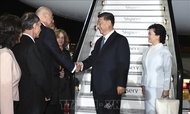 Presiden Tiongkok, Xi Jinping mengunjungi Yunani untuk mendorong hubungan kerjasama