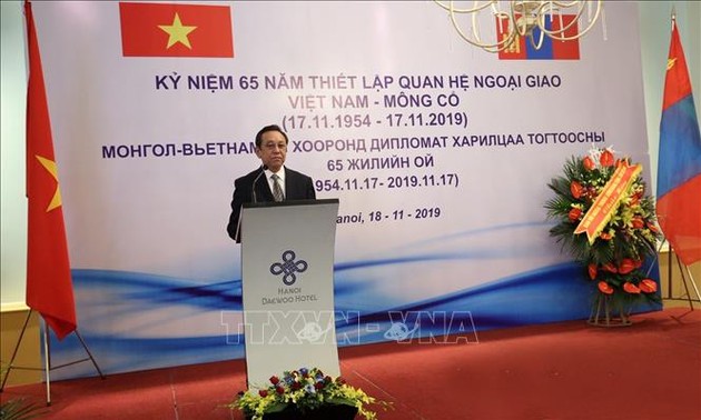 Memperingati HUT ke-65 penggalangan hubungan diplomatik Vietnam-Mongolia