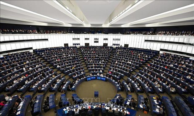 Parlemen Eropa melakukan pemungutan suara terhadap daftar kabinet baru dari Komisi Eropa