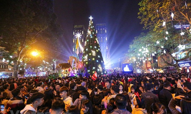 Vietnam menyambut Hari Natal 2019 dengan meriah 
