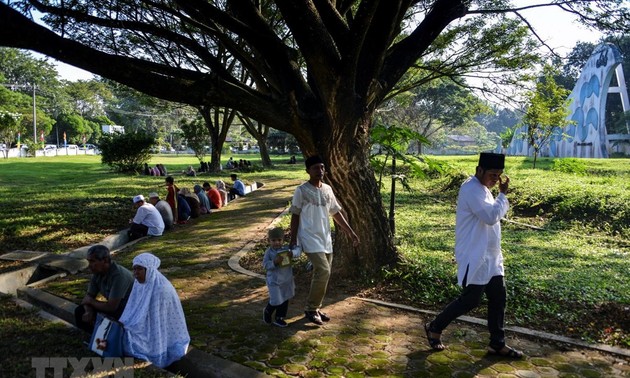 Indonesia mengenangkan para korban tsunami tahun 2004