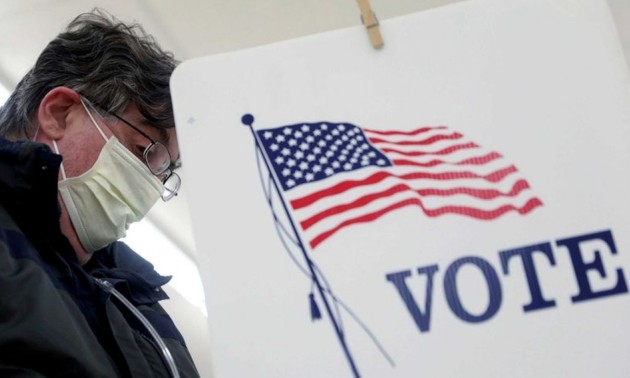 Sekitar 22 juta pemilih AS memberikan suara lebih awal