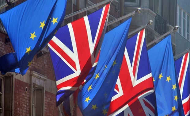 Perselisihan dalam perundingan dagang antara Uni Eropa dan Inggris