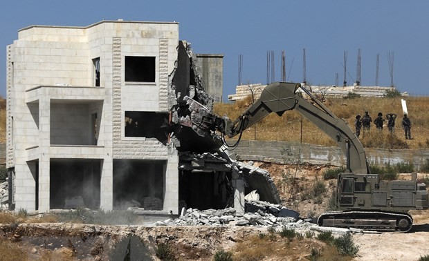 Israel Menghancurkan Rumah Warga Palestina di Tepi Barat dan Yerusalem Timur