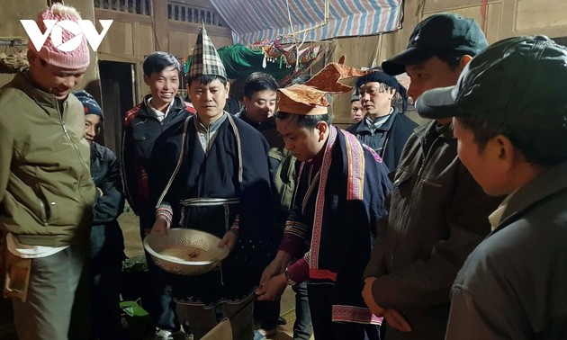 Pung nhuang-Hari Raya Tet Marga yang Khas dari Warga Etnis Minoritas Dao Tien di Provinsi Son La