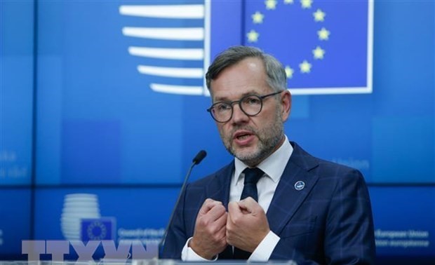Eropa Berikan Reaksi Berhati-hati Terhadap Kesepakatan AUKUS