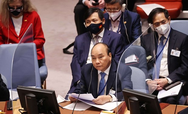Presiden Nguyen Xuan Phuc Hadiri dan Sampaikan Pidato pada Sesi Pembahasan Tingkat Tinggi Virtual Mengenai Kerja Sama PBB dan Uni Afrika
