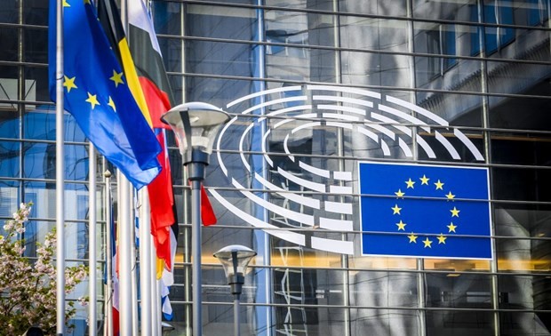 Parlemen Eropa Menggelar Langkah-Langkah Menghemat Energi
