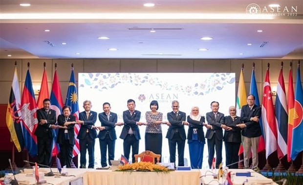 Para Pejabat ASEAN Lakukan Sidang Persiapan  KTT ASEAN ke-40 dan ke-41 serta Seluruh  Konferensi Terkait 