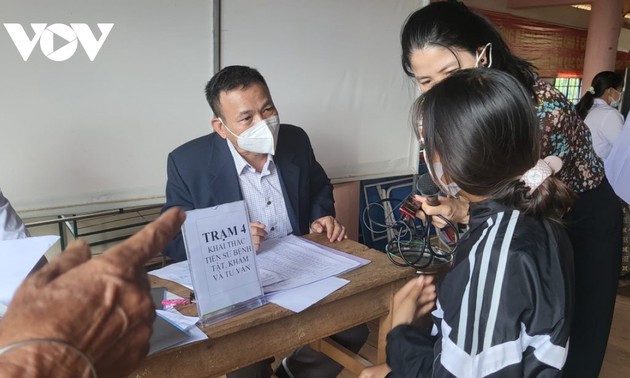 Dokter Rakyat Chau Duong dengan Tekad Cepat  Memberantas Penyakit TBC