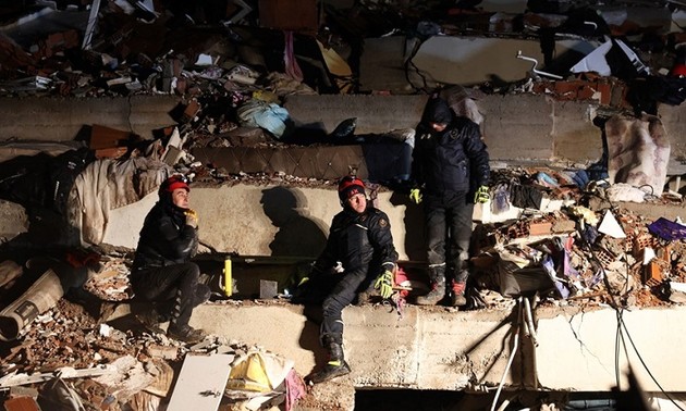 Komunitas Internasional Bersinergi Membantu Para Korban Gempa Bumi di Turki dan Suriah