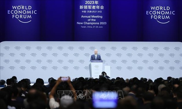 Konferensi WEF Tianjin Ditutup, Menonjolkan Peranan Kerja Sama dalam Menghadapi Semua Tantangan Global