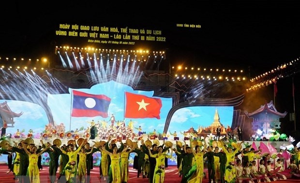 Sebarkan Kebudayaan dan Rasa Cinta Akan Vietnam di Laos