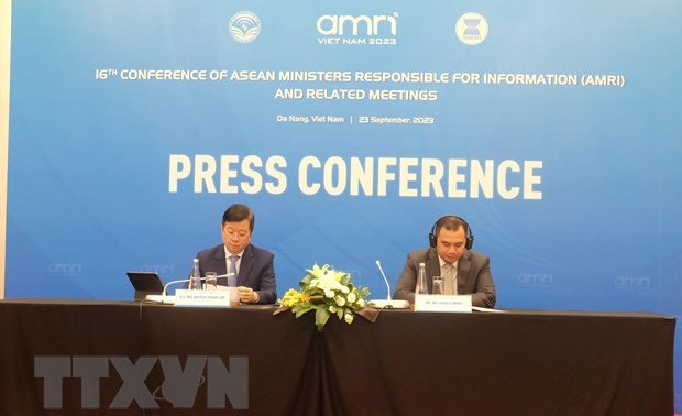 ASEAN Menuju ke Instansi Informasi dan Komunikasi yang Transformatif, Beradaptasi, dan Mandiri