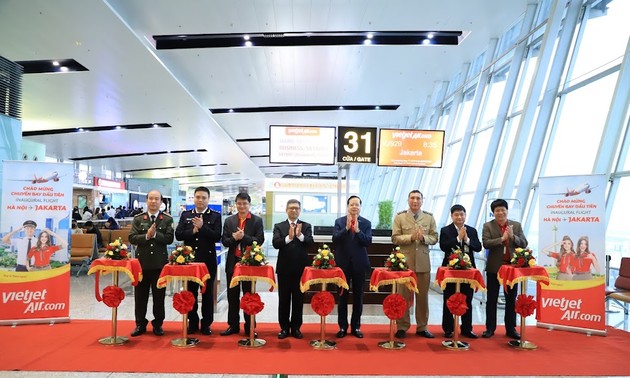 Maskapai Vietjet Meresmikan Lini Penerbangan Langsung Hanoi-Jakarta