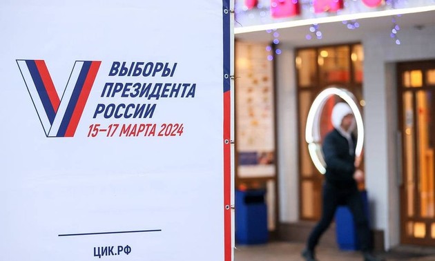Pilpres Rusia: Tiga Juta Pemilih Mendaftarkan Akan Memberikan Suara Secara Online