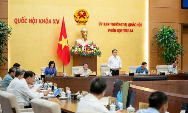 Pembukaan Sidang ke-34 Komite Tetap MN Vietnam