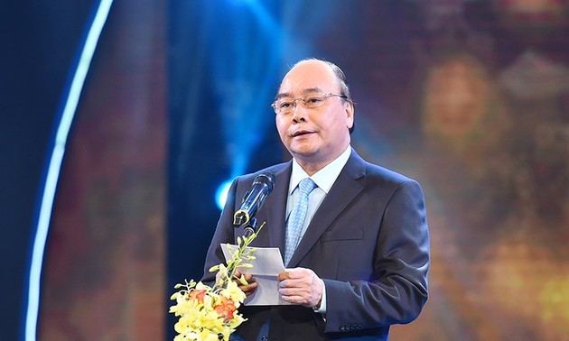 Nguyen Xuan Phuc: Plus 90% de Vietnamiens couverts par l’assurance maladie en 2020