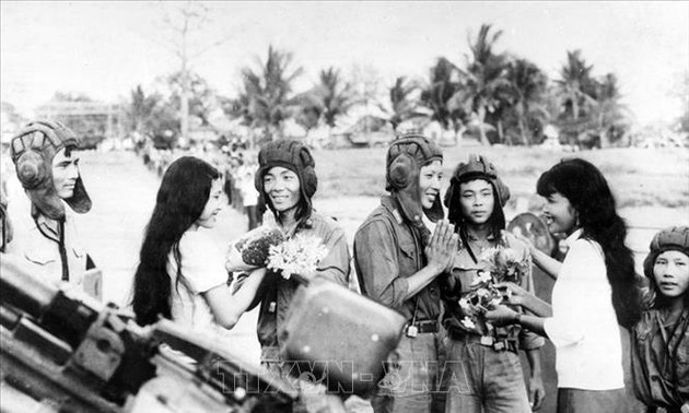 Commémoration de la fin de mission des vietnamiens volontaires au Cambodge 