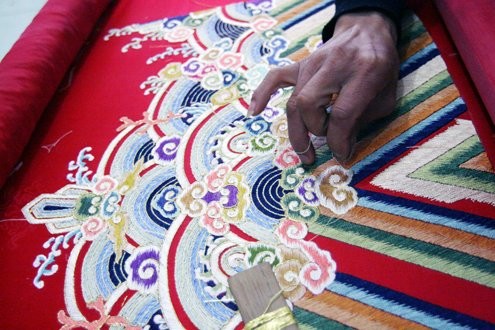 Vietnamese Royal Embroidery - From past to present