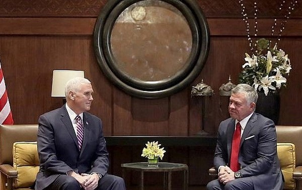 VP Pence visits Jordan on Mideast peace mission