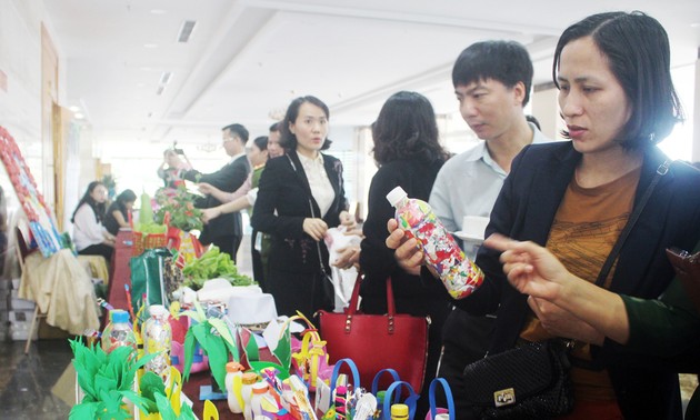 Plastic action network project launched in Vietnam