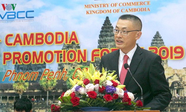 Vietnam, Cambodia strengthen trade, investment cooperation 
