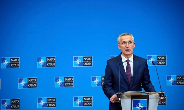 NATO defense ministers meet as Ukraine seeks military aid 
