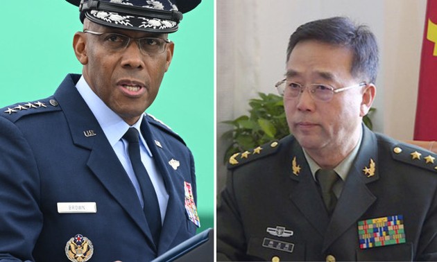 US, China top military officials speak for first time in over a year