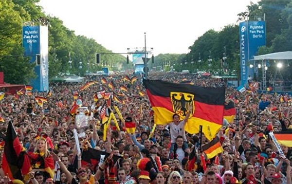 Fan Zone Berlin opens to welcome EURO 2024