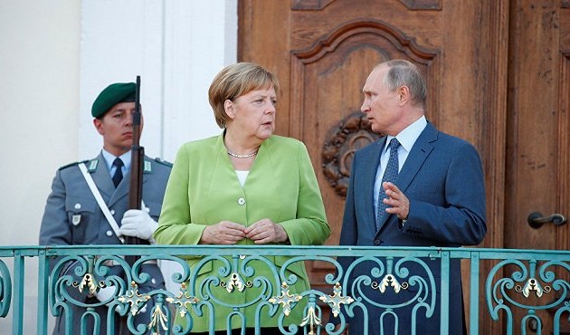 Pemimpin Rusia dan Jerman membahas serentetan masalah