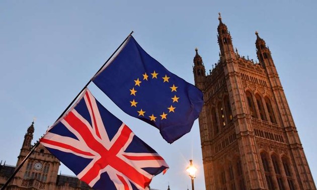 Masalah Brexit: Ekonomi Inggris merosot 9,3% kalau Inggris keluar dari Uni Eropa yang tanpa permufakatan