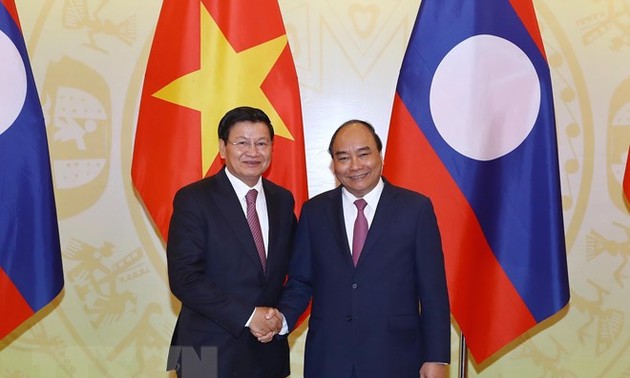 Menciptakan tenaga pendorong baru untuk membawa Vietnam – Laos semakin substantif dan berhasil-guna